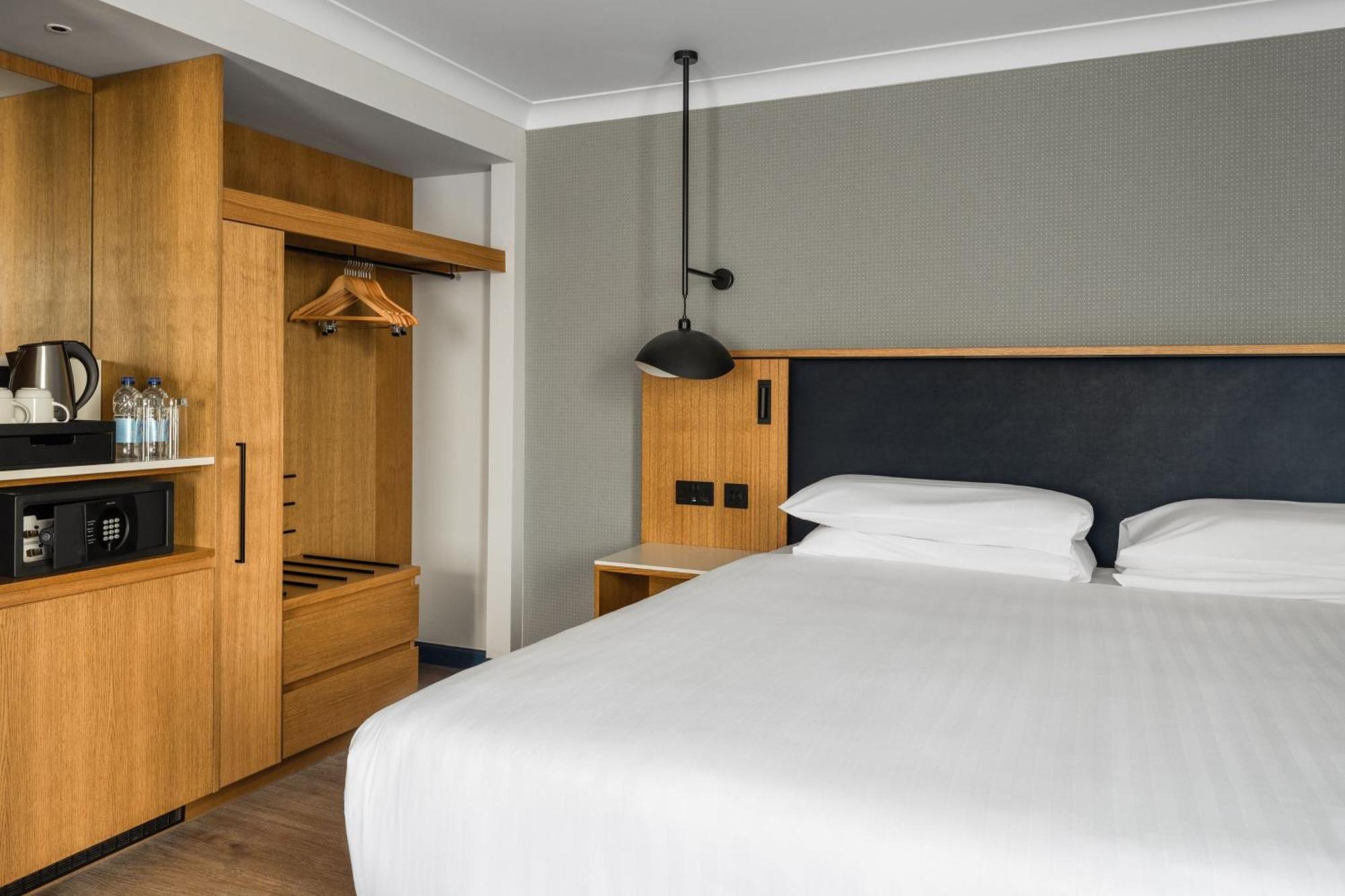 Edinburgh Marriott Hotel Holyrood Edimburgo Exterior foto